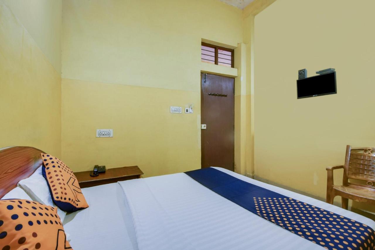 Spot On 74228 Galaxy Comforts Hotel Narasimharaja Puram Kültér fotó