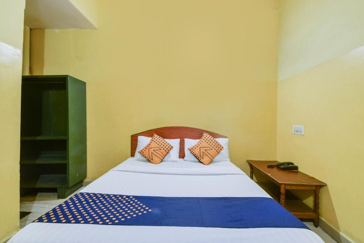 Spot On 74228 Galaxy Comforts Hotel Narasimharaja Puram Kültér fotó
